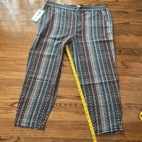 Jessica Simpson Ladies’ Printed Pull-on Pant size:XL - Picture 4 of 4